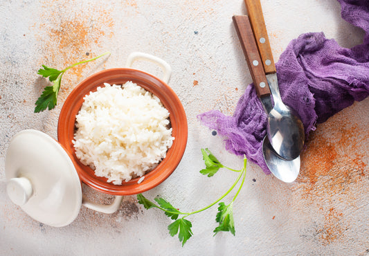 boiled white rice in bowl, diet food