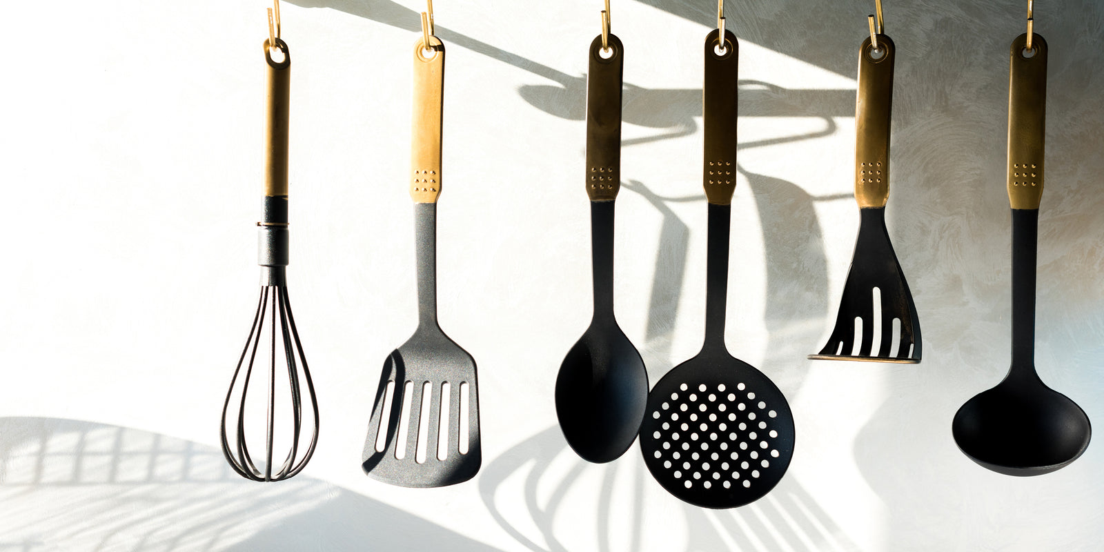 Declutter Your Kitchen in 5 Simple Steps